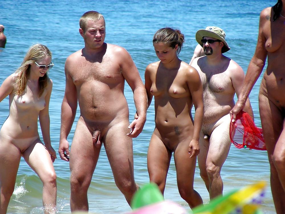 25P Nude Beach Cunts