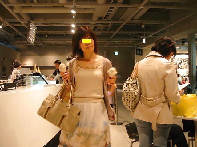 20P Japanese Mature Woman 28