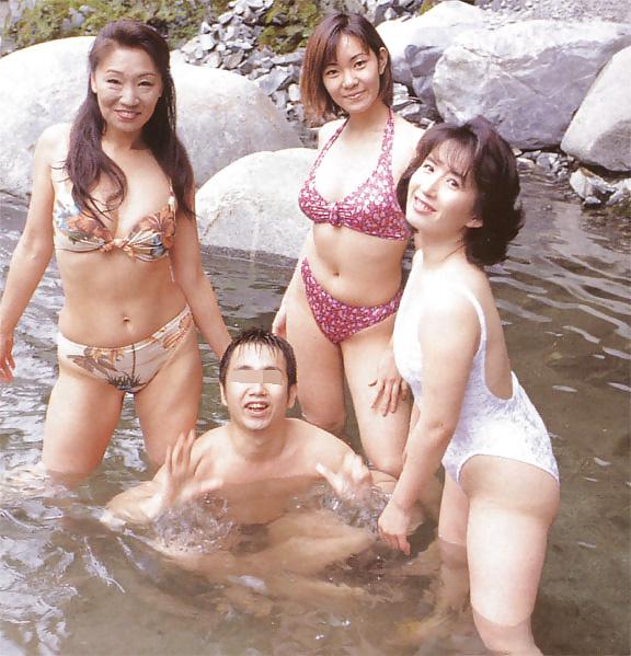20P Japanese Mature Woman 32