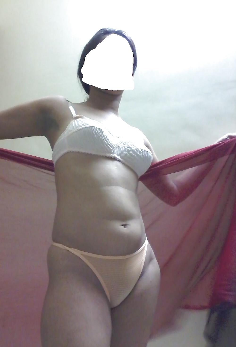 4P Indian woman to jerk off 2