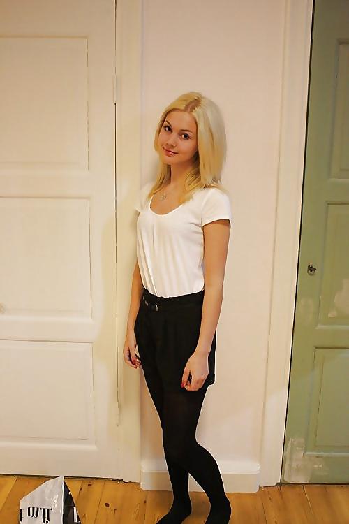 22P Teens In Nylon