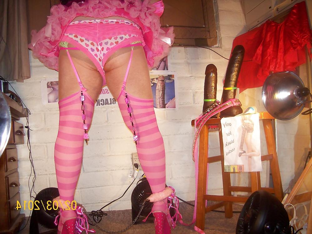 8P Tgirl BBC slut teasing Andy's BB9inchC for a deep pounding.