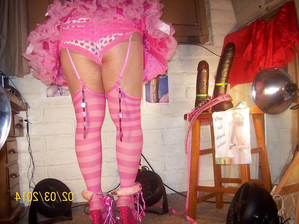 8P Tgirl BBC slut teasing Andy's BB9inchC for a deep pounding.
