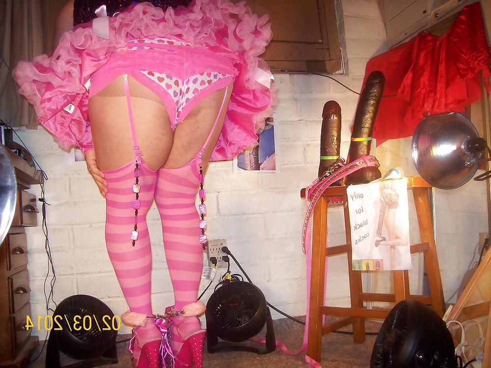 8P Tgirl BBC slut teasing Andy's BB9inchC for a deep pounding.