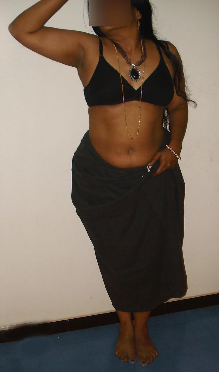 25P Dusky Milf
