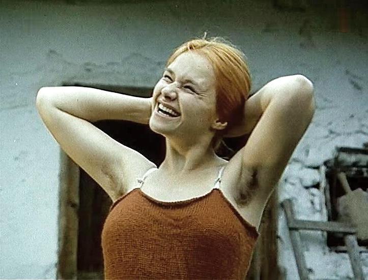 25P Girls with hairy, unshaven armpits Ma