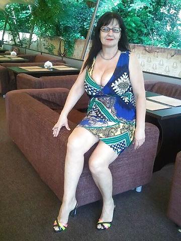 19P Busty Russian Woman 1430