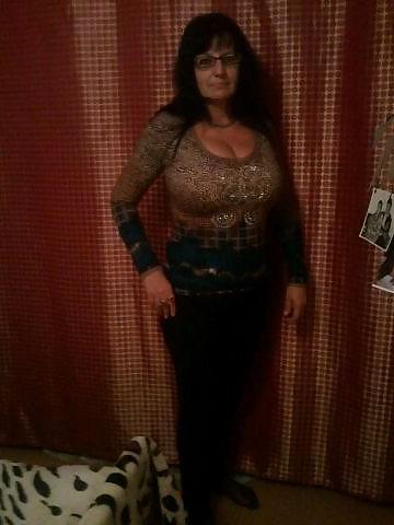 19P Busty Russian Woman 1430