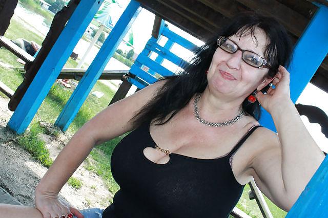 19P Busty Russian Woman 1430