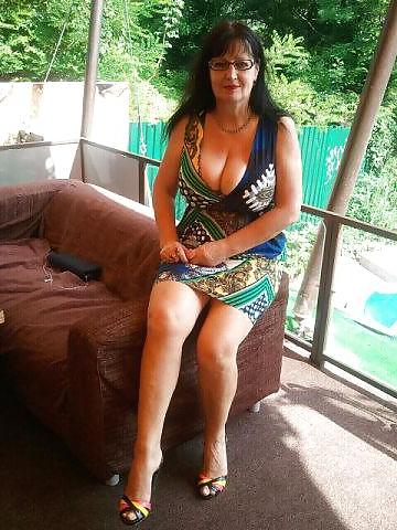 19P Busty Russian Woman 1430