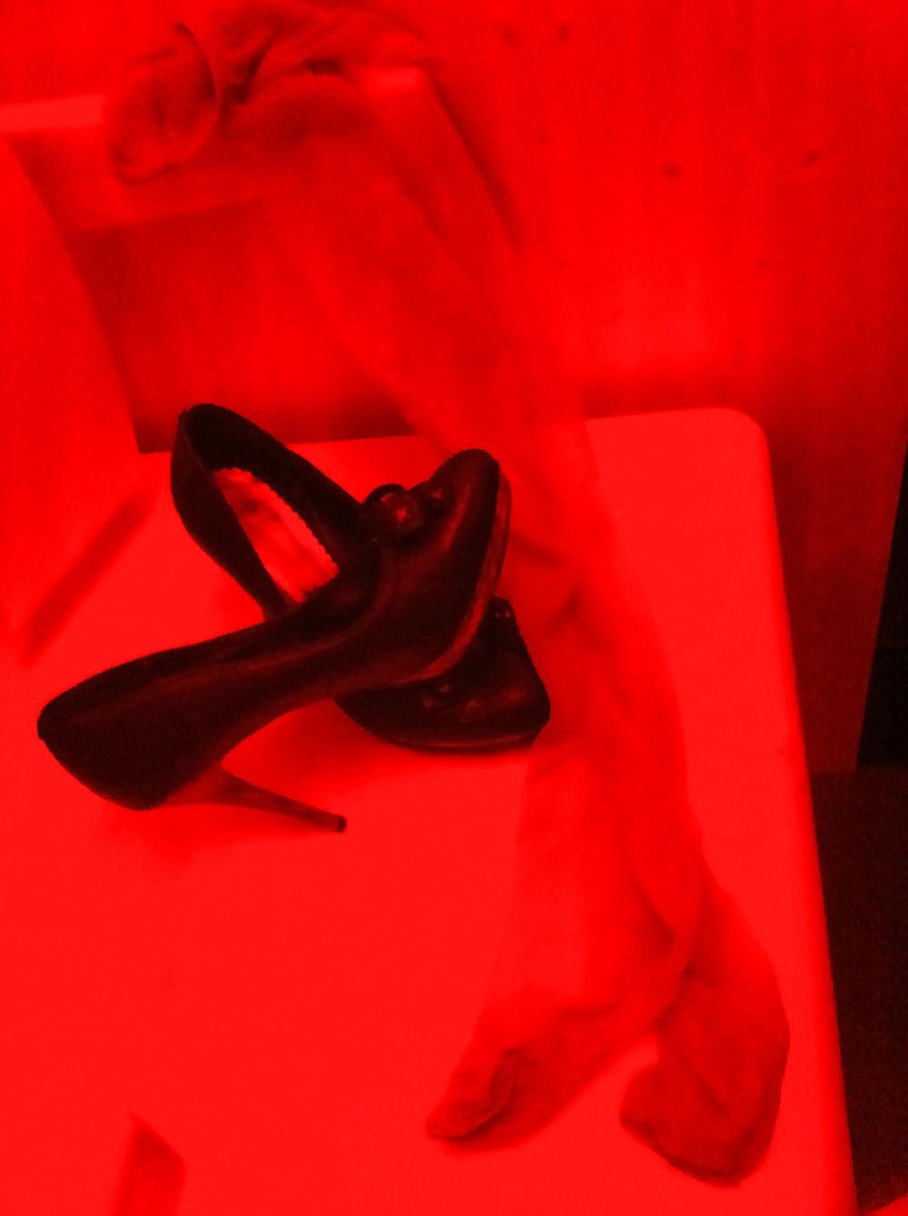 11P High Heels and Nylons in Sauna FUN