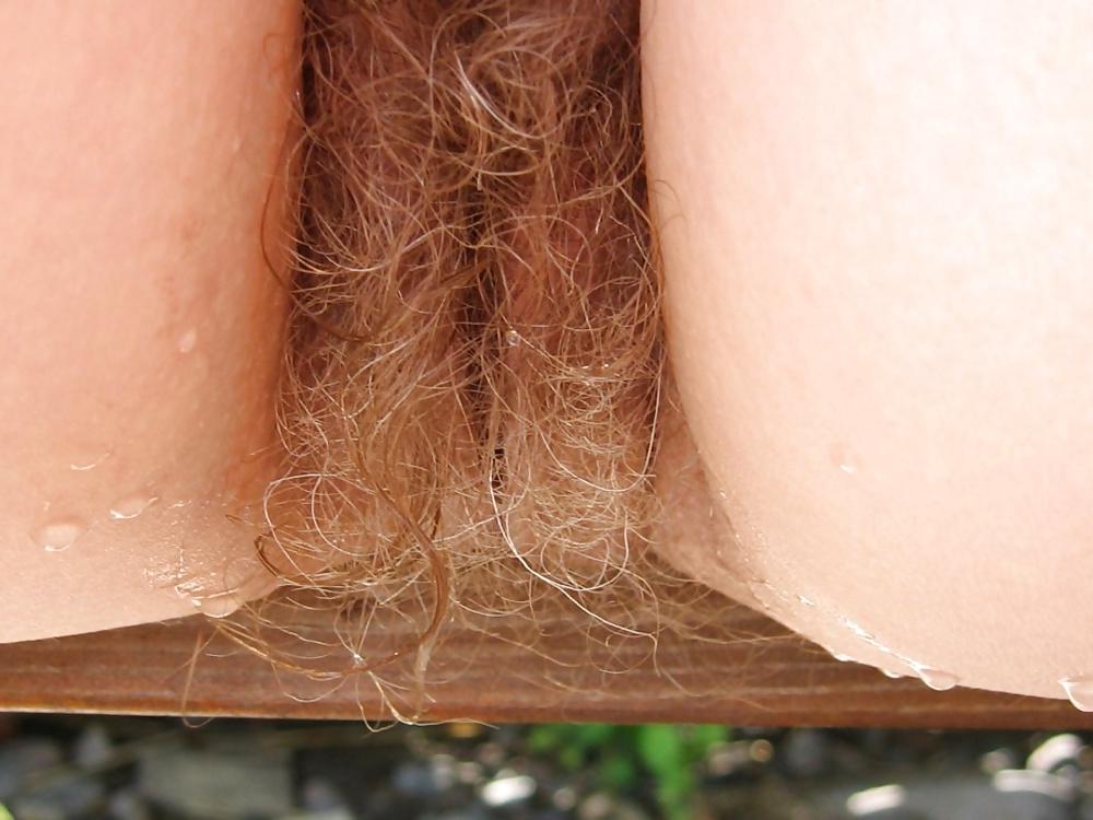 25P Electron11's HAIRY PUSSY EXTRAVAGANZA
