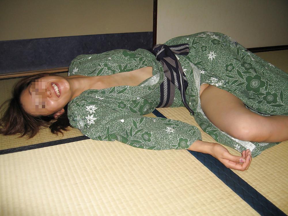 20P Japanese Mature Woman 12