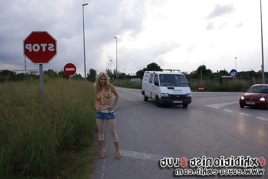10P Sexy and flashing pics