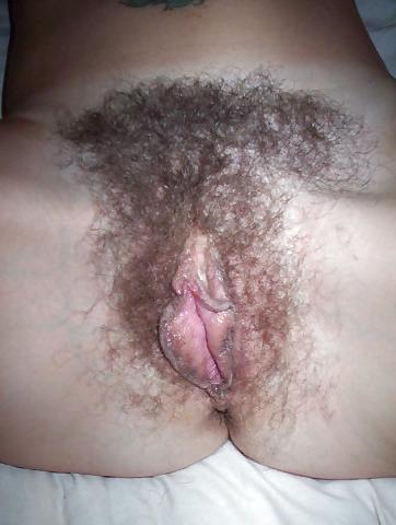 25P My hairy pussy for your enjoyment,,, 