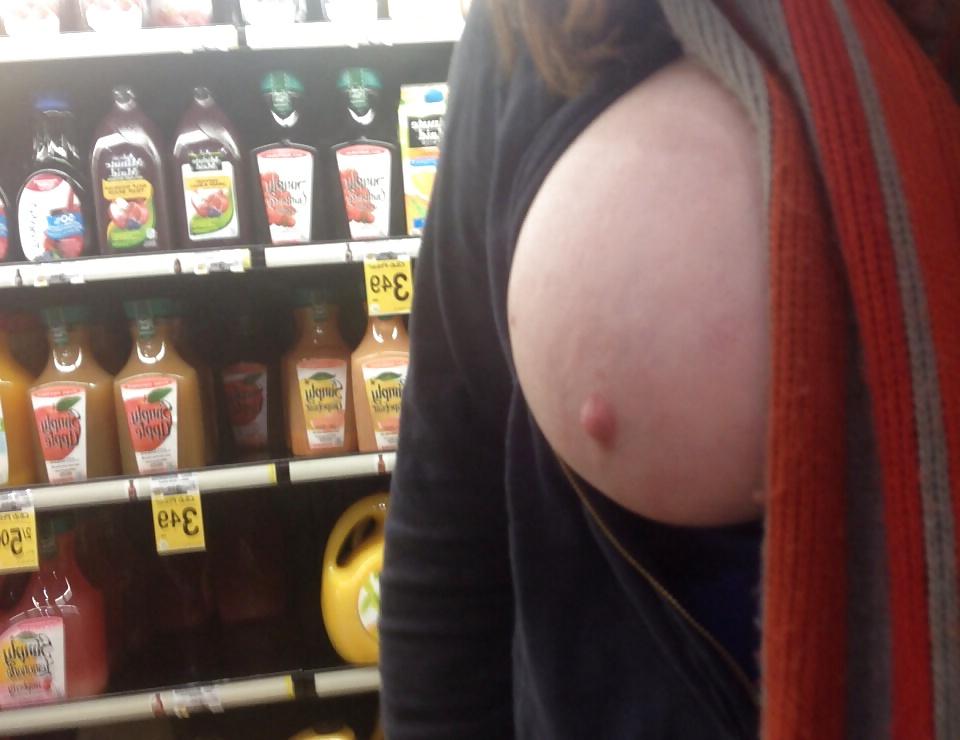 8P Grocery Store Flash