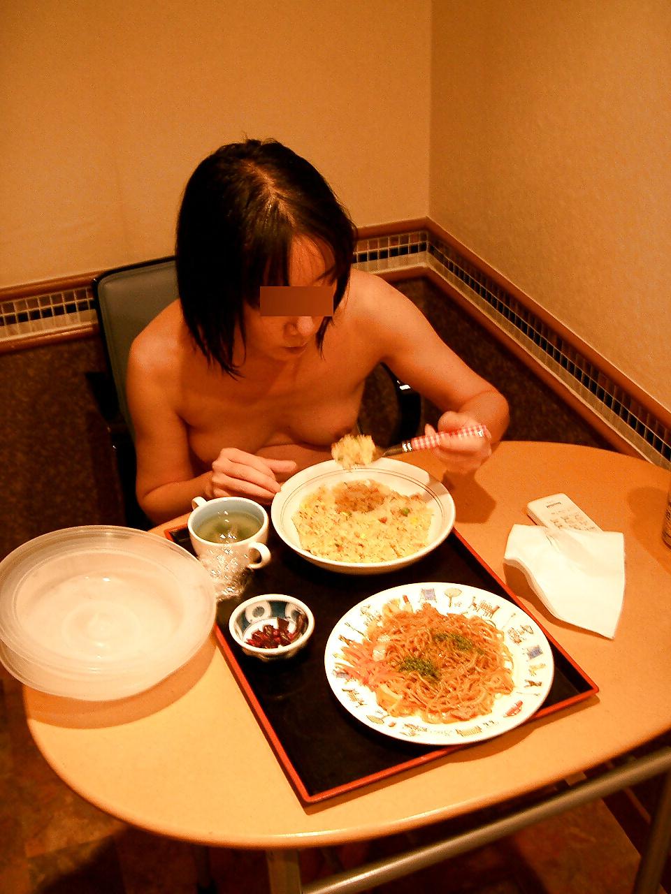 12P Japanese Mature Woman 22