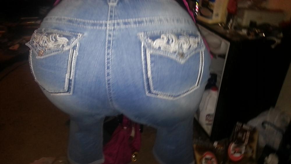10P New latina ass