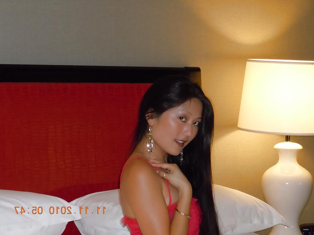 25P Super-duper MILF! (Non-Nude)