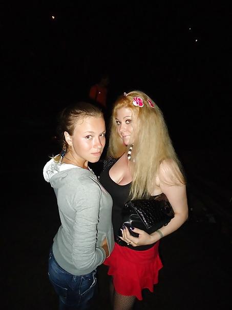 15P Busty Russian Woman 1692