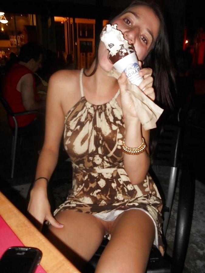 18P Amateurs Gone Wild 1 by SLAVE2PUSSY