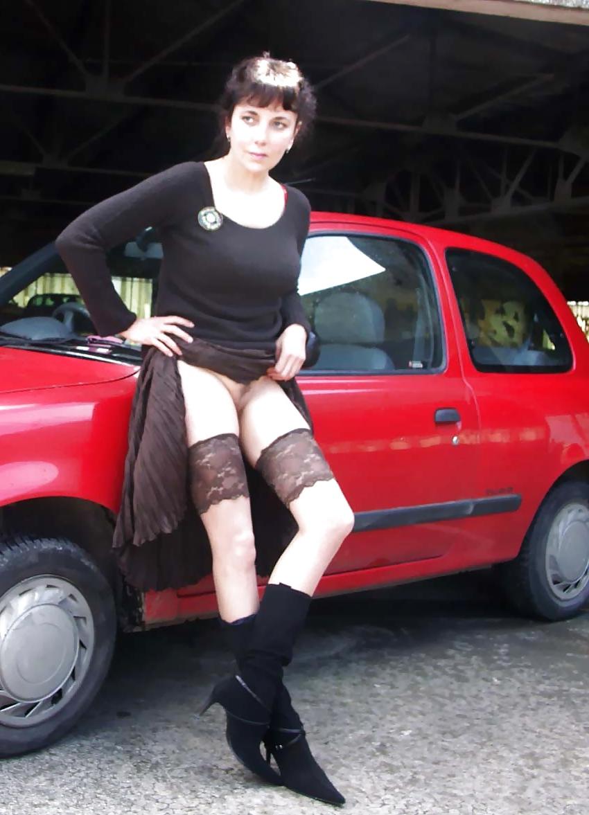 25P FRENCH NADINE flashing in a parking lot 2005