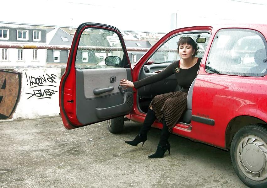 25P FRENCH NADINE flashing in a parking lot 2005