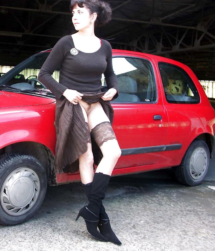 25P FRENCH NADINE flashing in a parking lot 2005