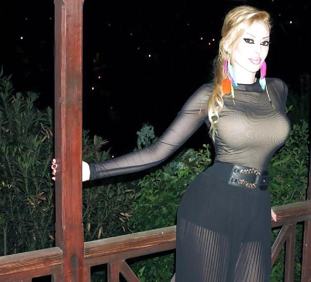 25P Turkish woman