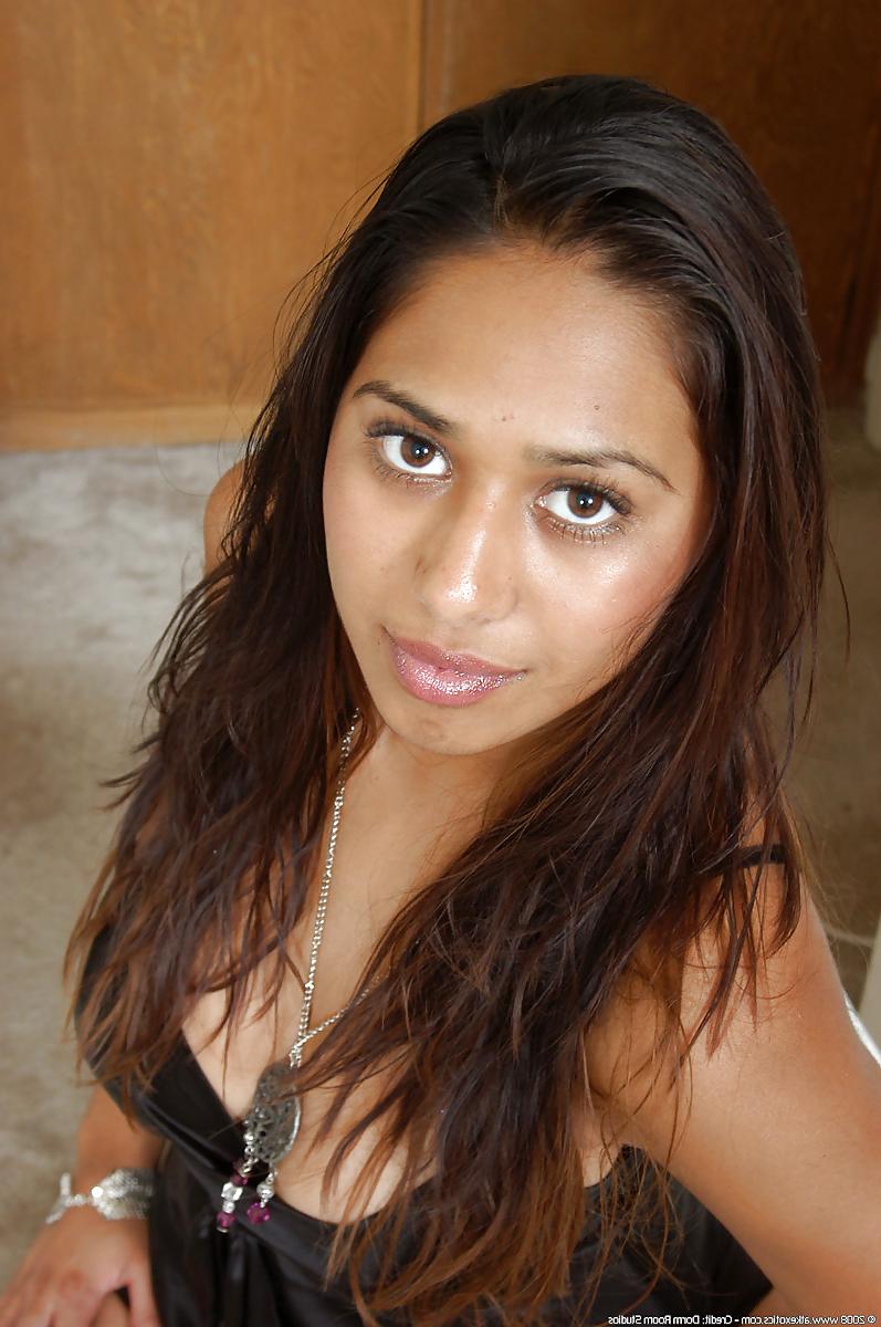15P Hairy latina teen
