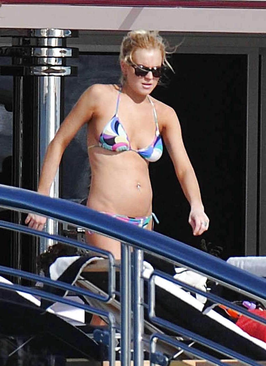 16P Lindsay Lohan in bikini on a yacht in St. Barthelemy