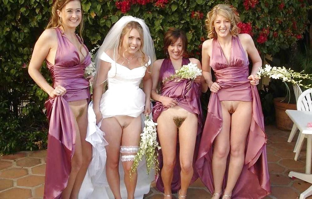 14P Naughty public flashing babes