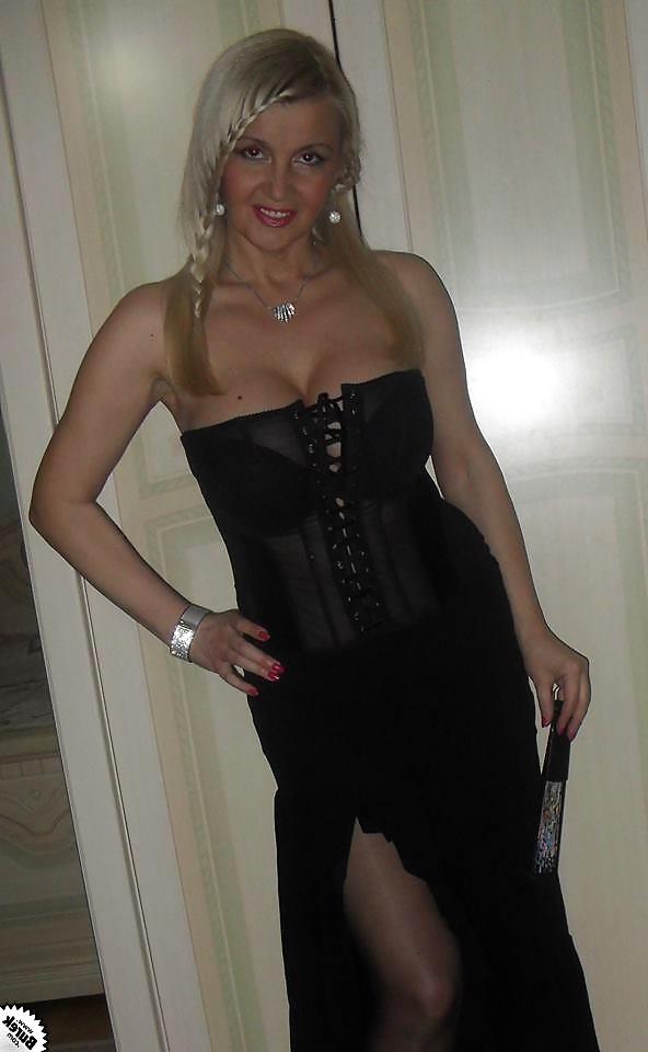 25P Serbian Milf slut