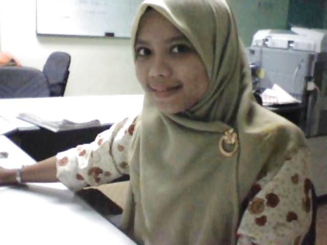 6P Tudung Bogel Kat Pejabat