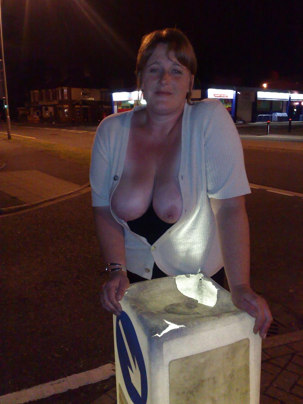 25P Public Nudity