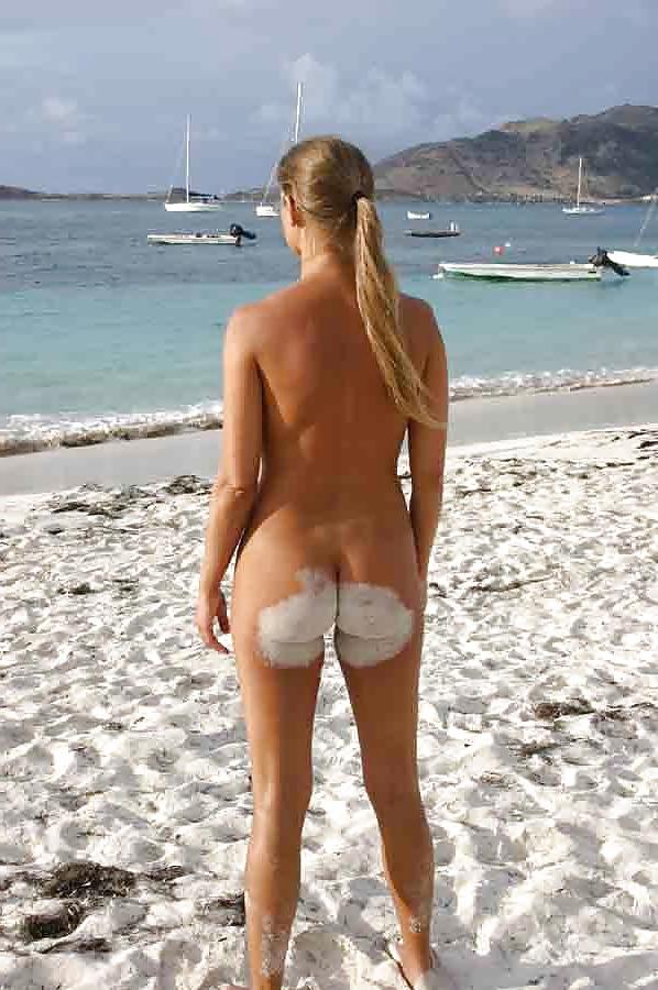 25P Wives at the beach