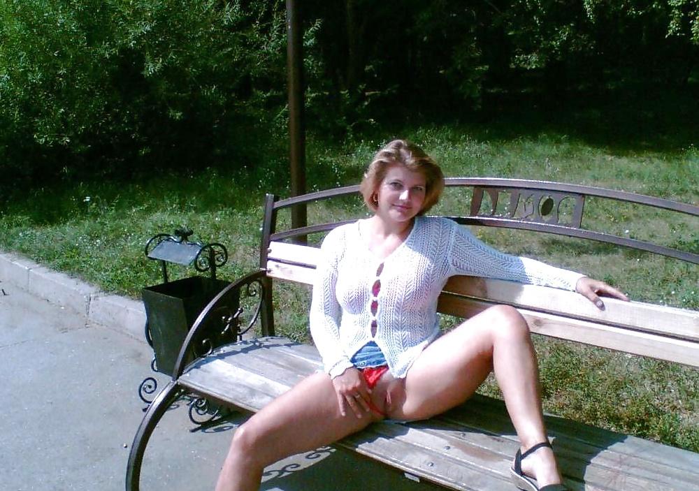 25P MILF Flashing - 50