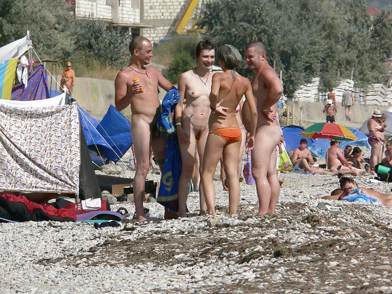 25P Nudist Beach Teens