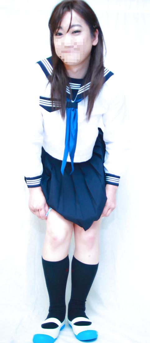 8P Japanese Shemale cosplay