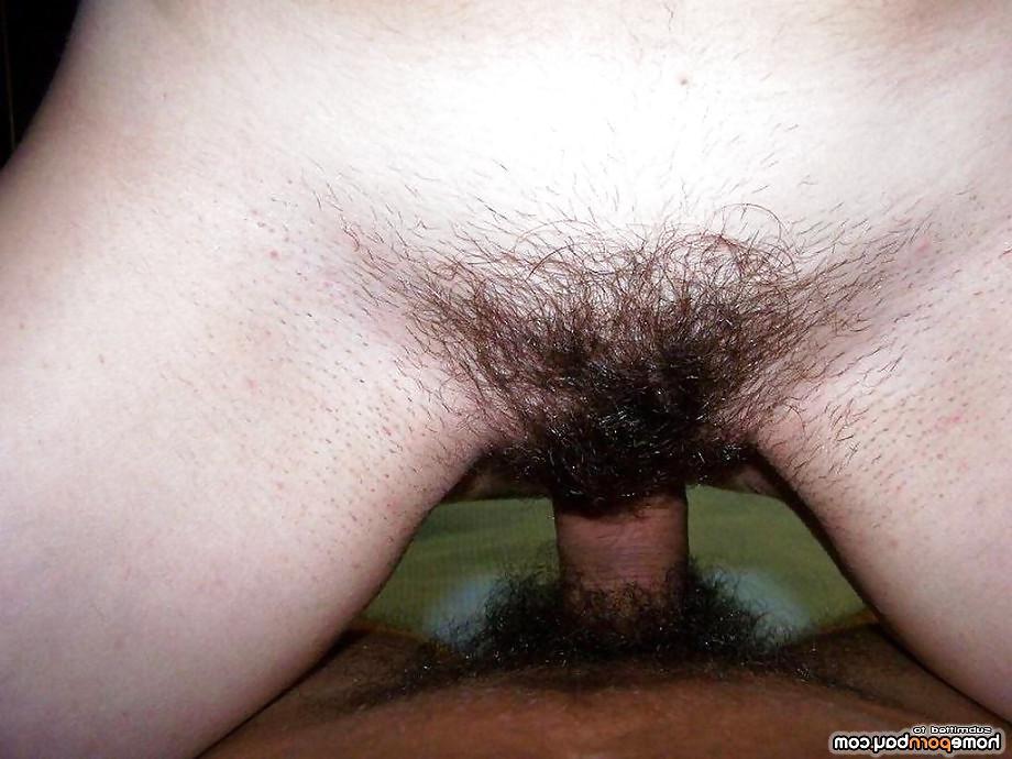 14P Blonde with hairy pussy