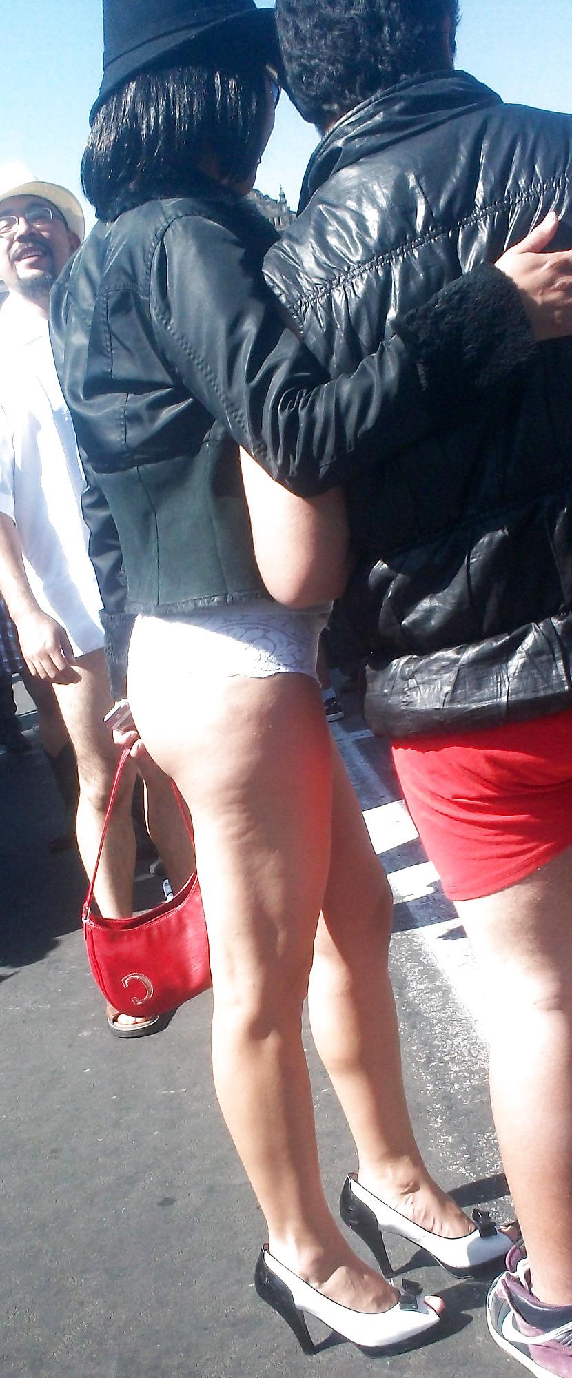 24P No pants