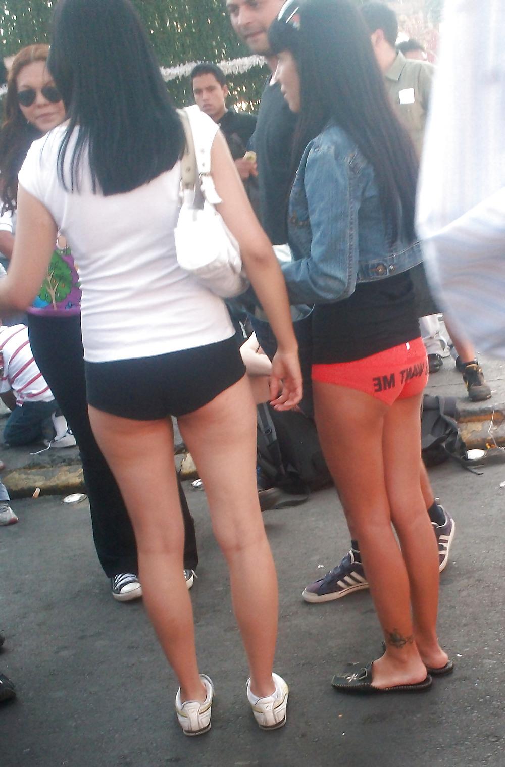 24P No pants