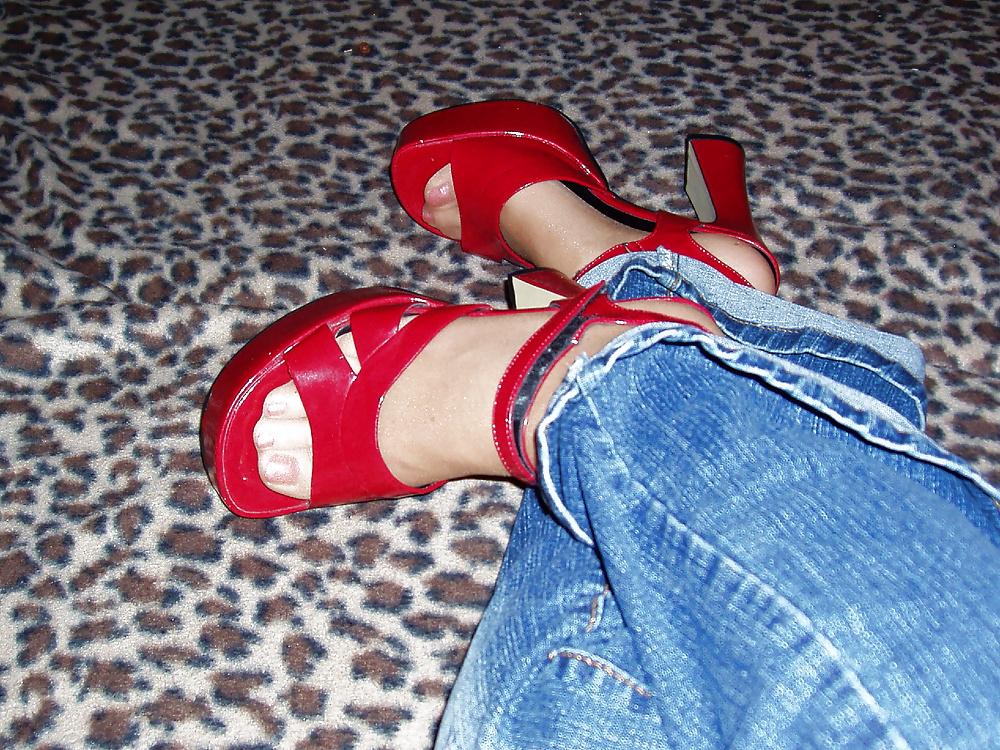 23P Nylon in heels