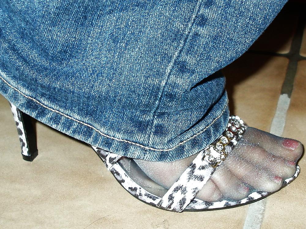 23P Nylon in heels