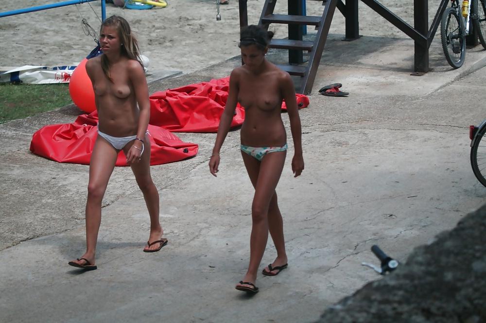 25P Beach Babes 30