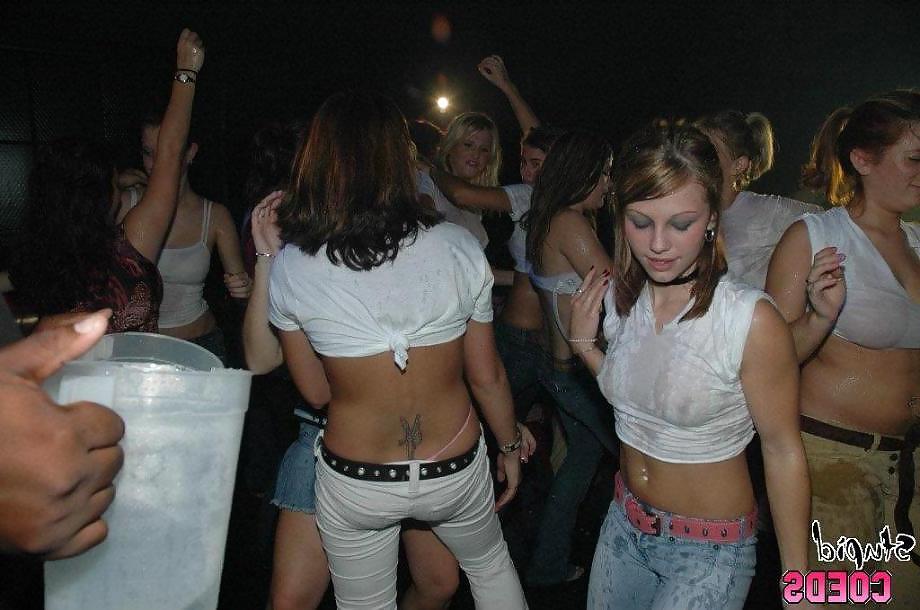 9P Girls wild partys 01