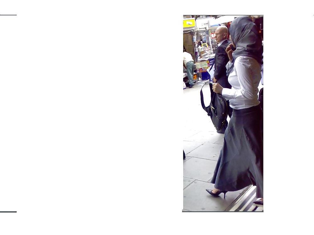 8P Sexy Hijabi Secretary