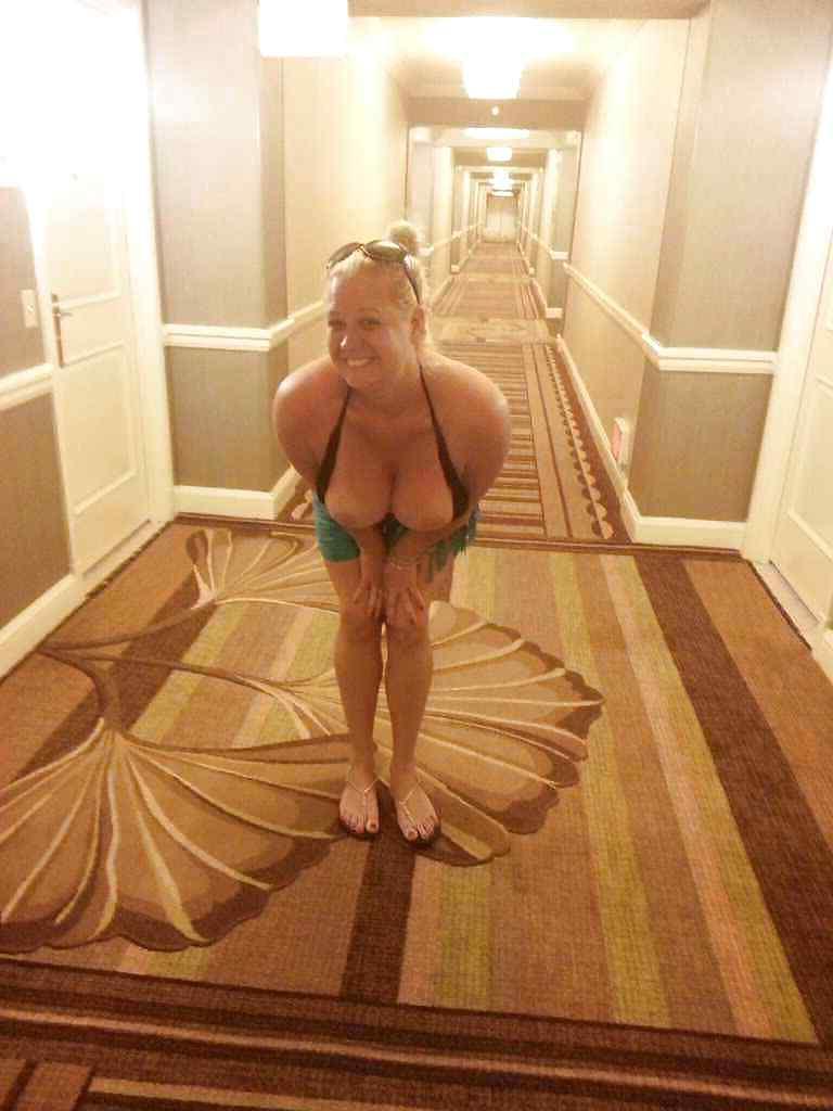 17P Matures flashing and pubes