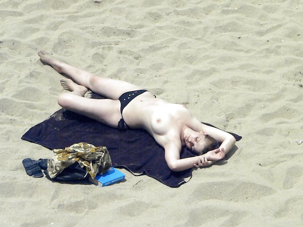 25P The beach 284