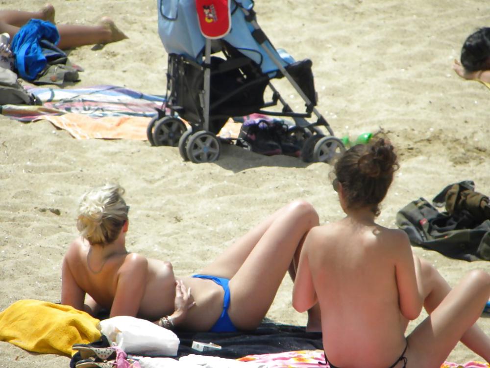 25P The beach 284